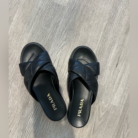 Prada quilted leather slides, size 37 - Picture 1 of 3